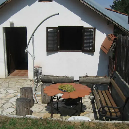 Apartment Cosy On Avala Mountain
